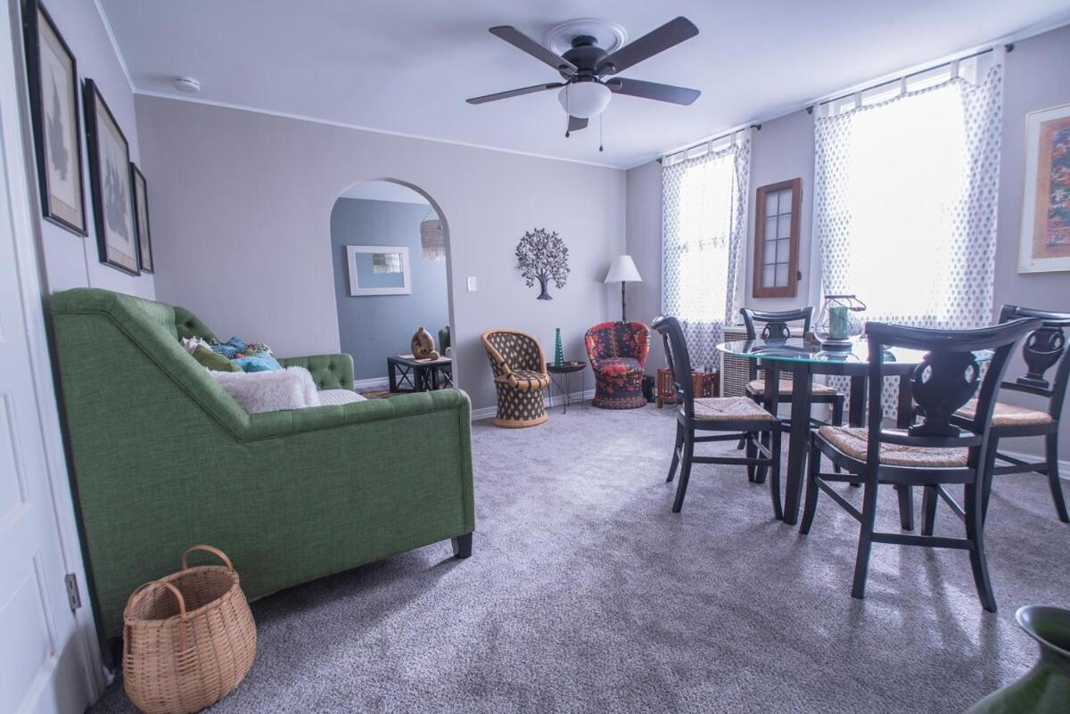 Broad Street 2 - Amazing Location In The Heart Of Town - Parking Available - King & Queen Bedroom Apartment
