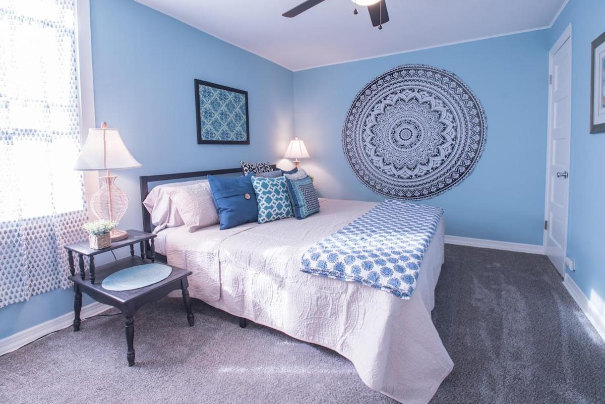 Broad Street 2 - Amazing Location In The Heart Of Town - Parking Available - King & Queen Bedroom Apartment