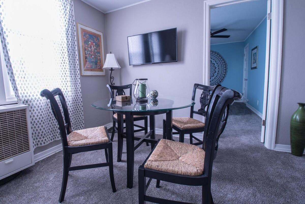Apartment Broad Street 2 - Amazing Location In The Heart Of Town - Parking Available - King & Queen Bedroom Lake Geneva