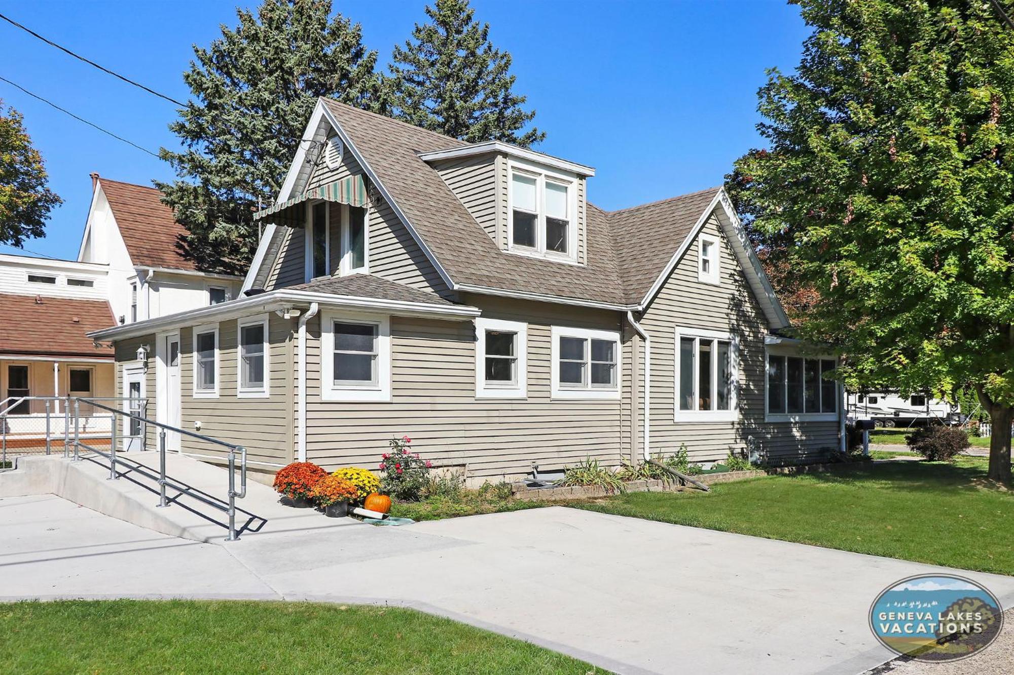 Holiday home Sage Street Bungalow- Beautifully Renovated, Historical Walking Distance To Downtown