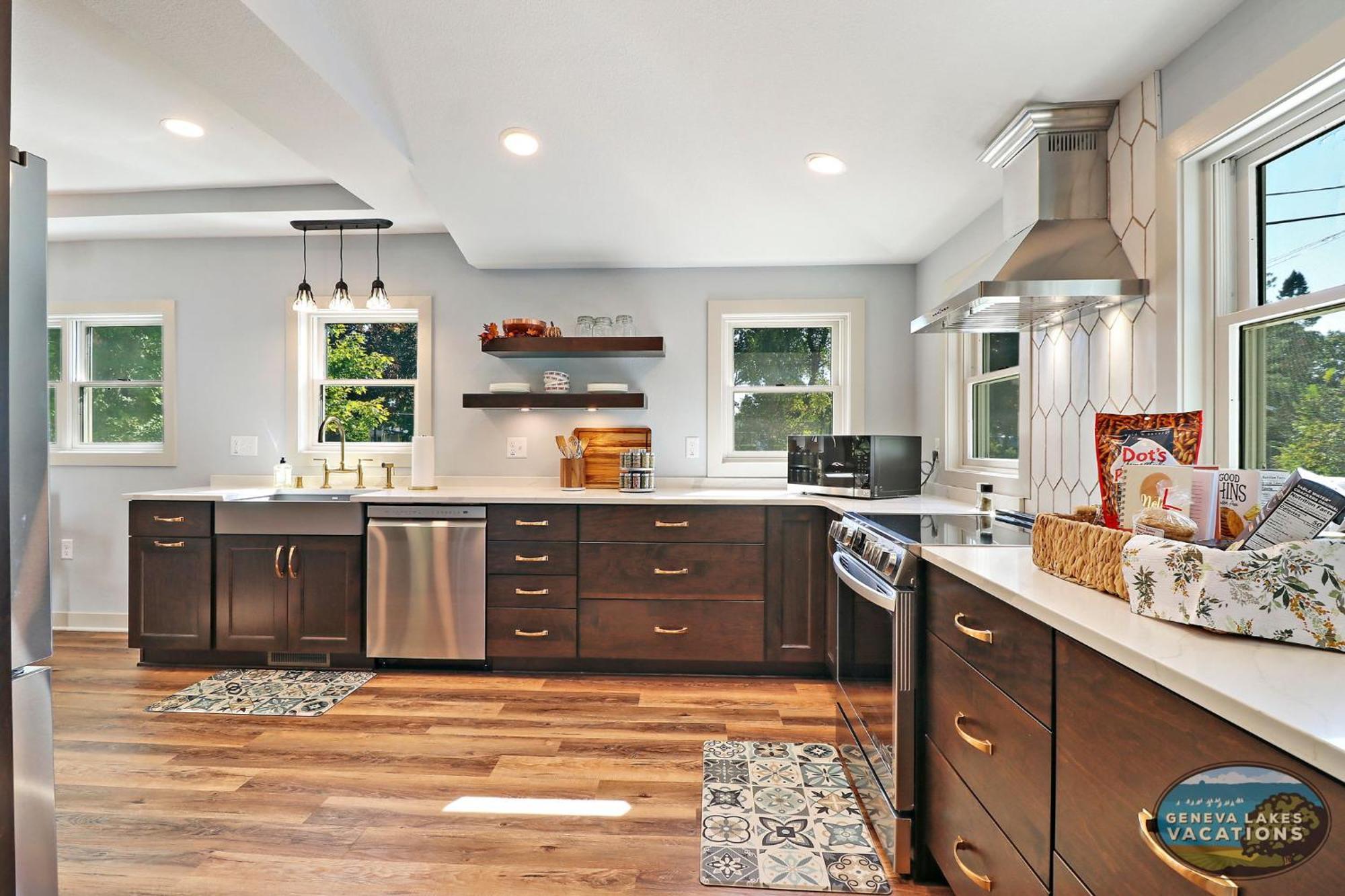 Sage Street Bungalow- Beautifully Renovated, Historical Walking Distance To Downtown