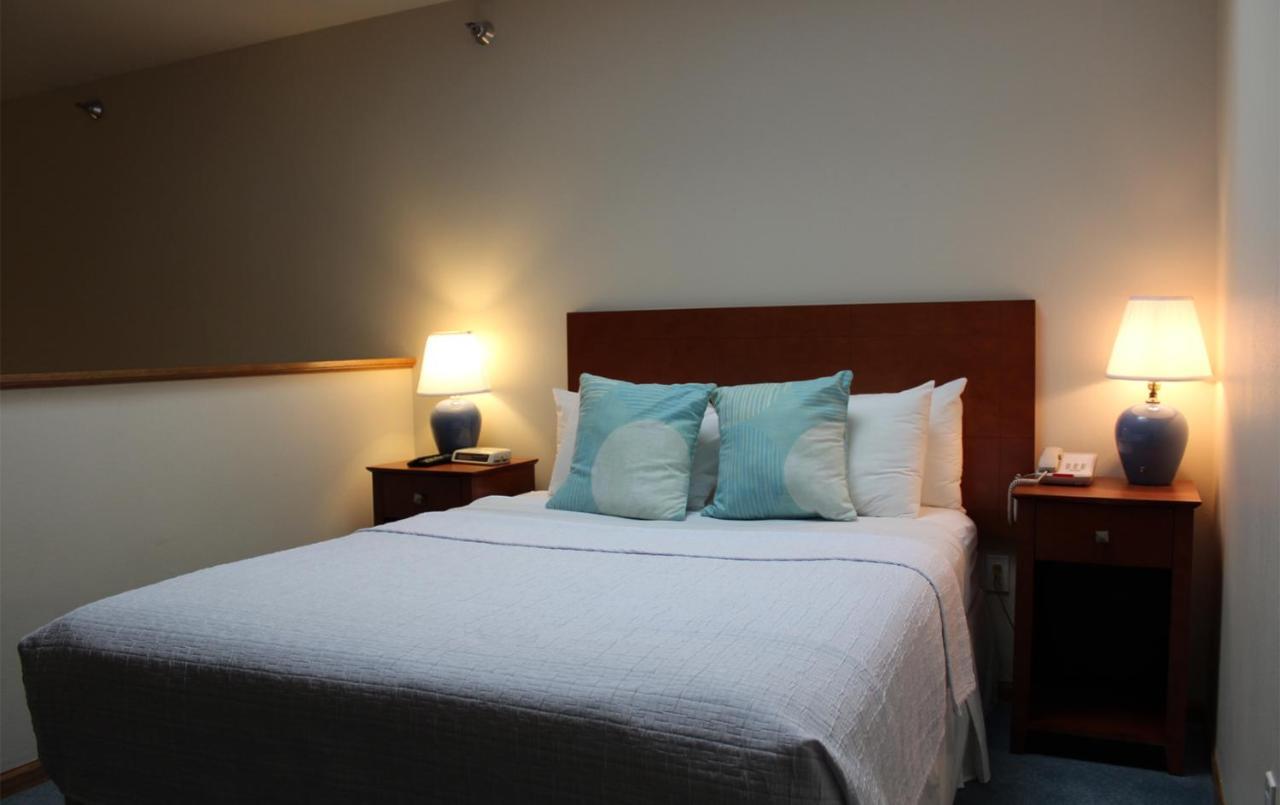 The Cove Of Geneva Resort 3*
