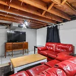 Gorgeous Downtown Bungalow, Walk Everywhere!!!