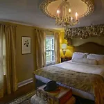 Maxwell Mansion Hotel