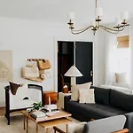 New! Boutique Inspired 2Br Loft, Lake Geneva