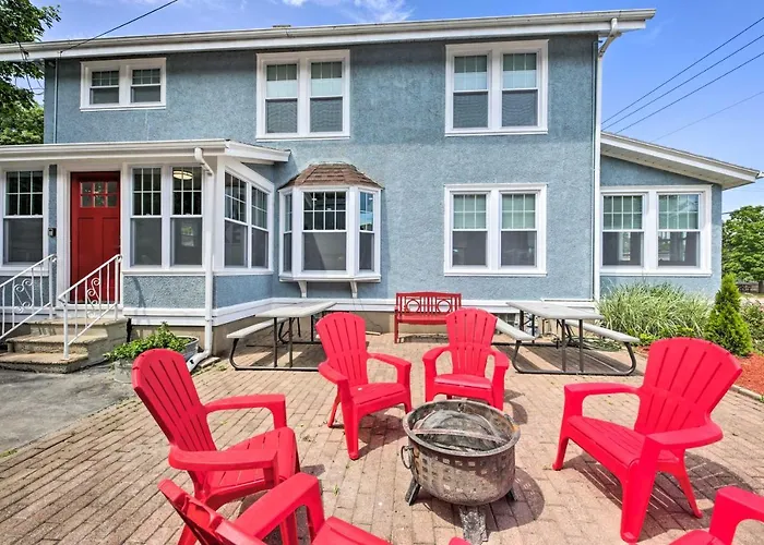 Family Home - Walk To Geneva Lake And Restaurants!