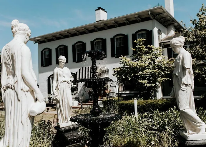 Maxwell Mansion Hotel