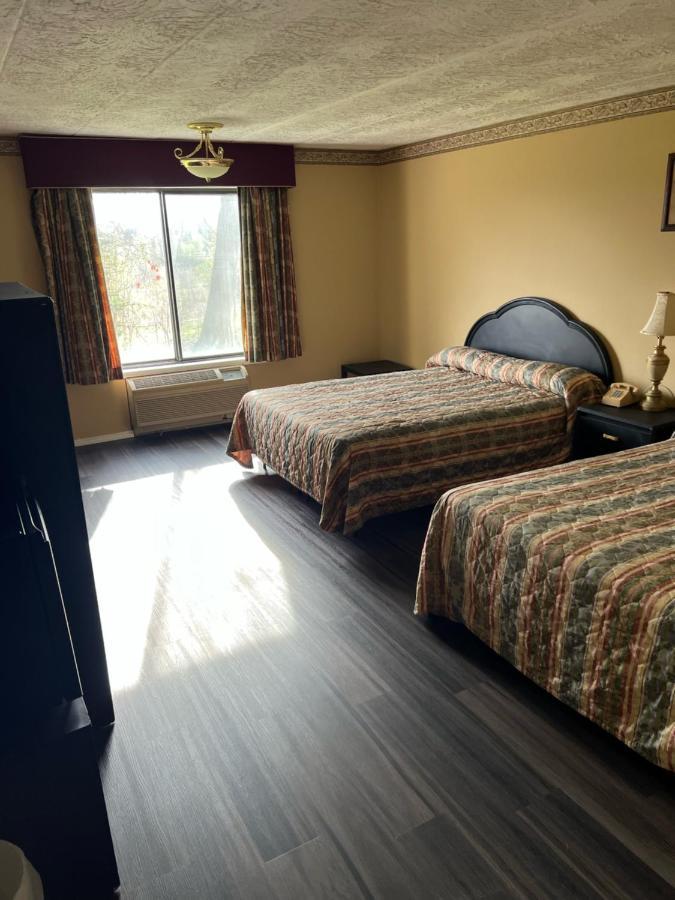 Chateau Royale Hotel Lake Geneva