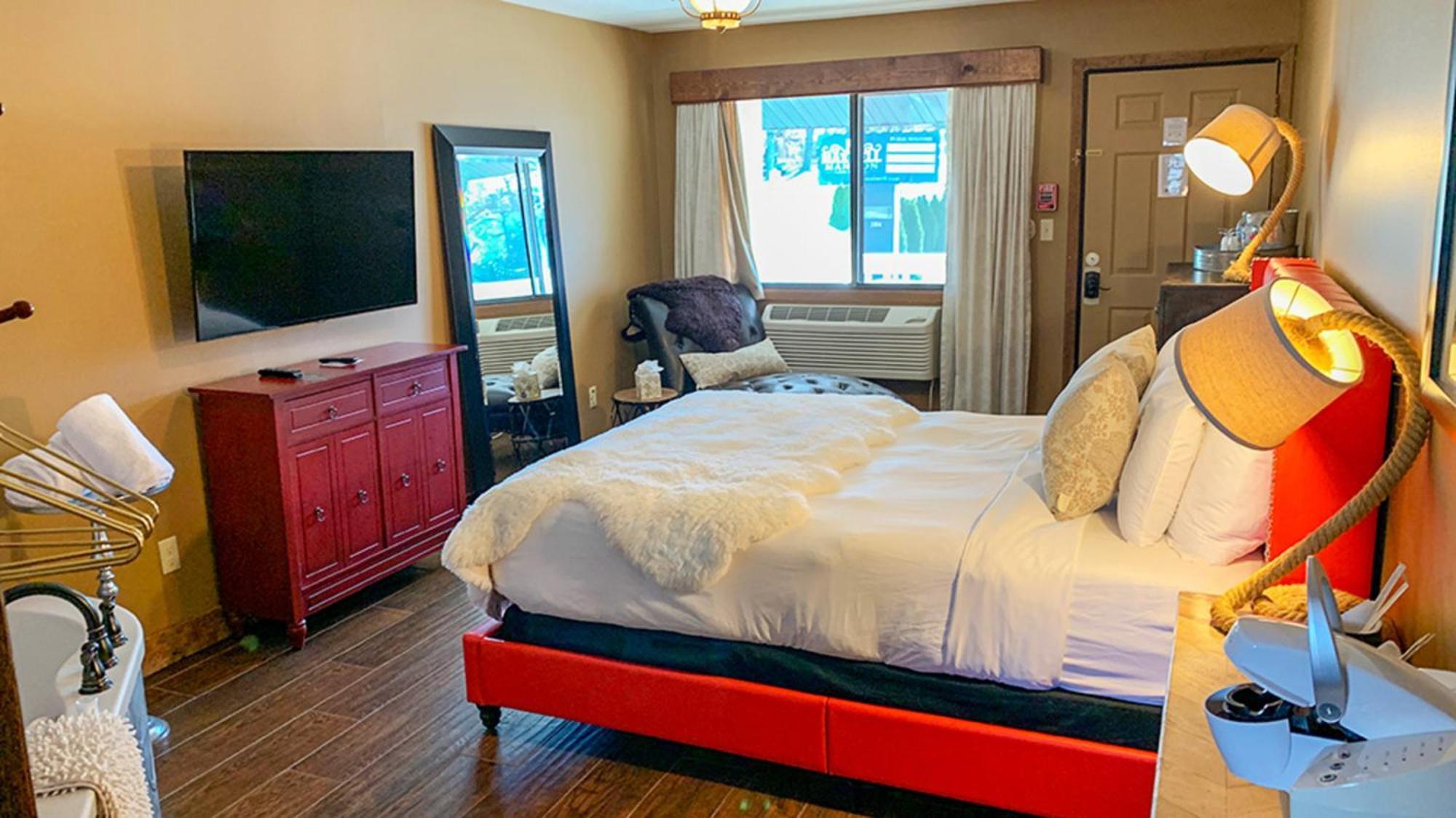 Maxwell Mansion 4*