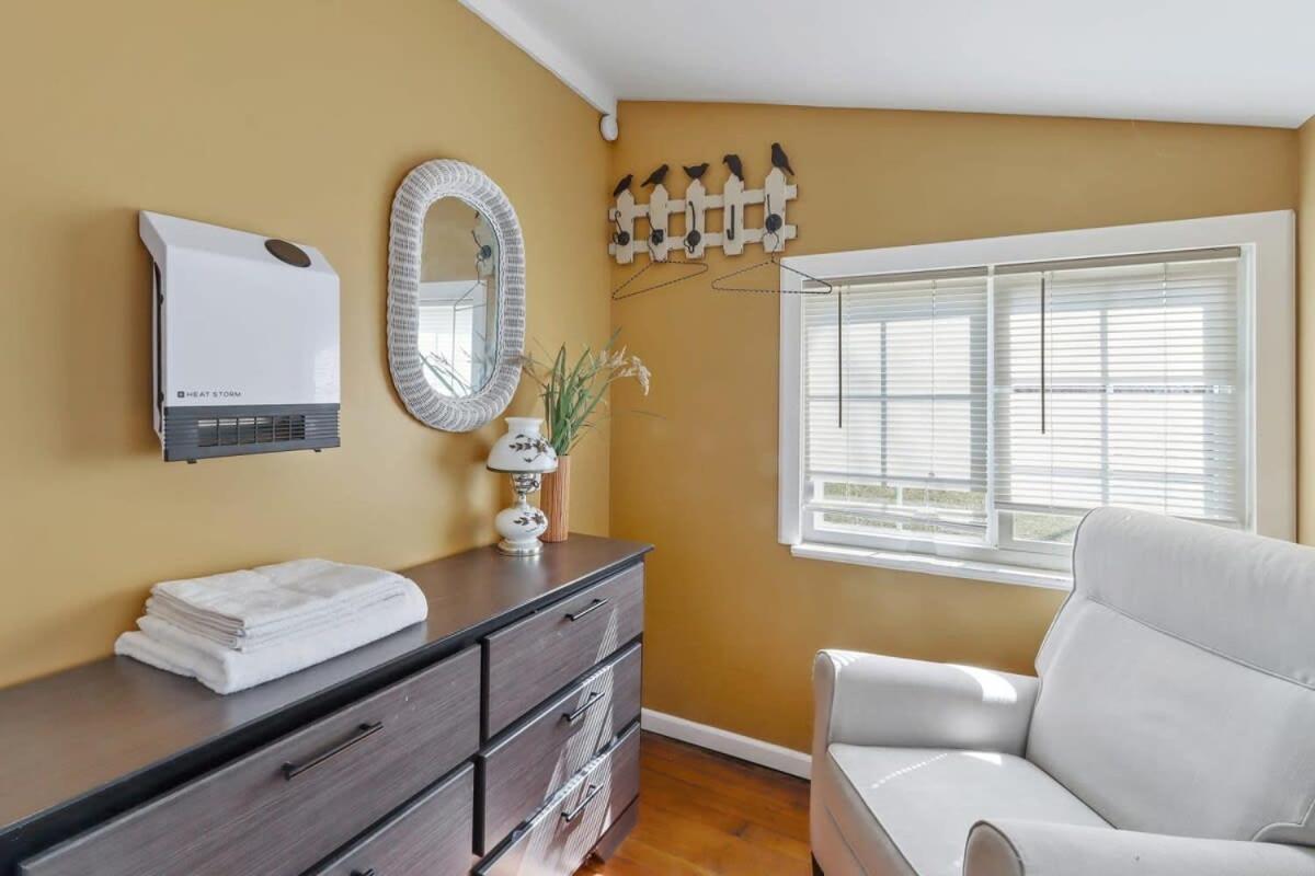 Holiday home New Charming Lakeview Haven 2br Cozy Como With Lake Views Lake Geneva