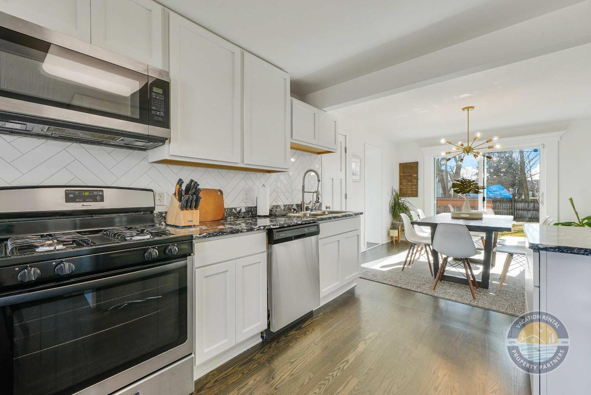 New Urban Comfort On Grant St * Lake Geneva