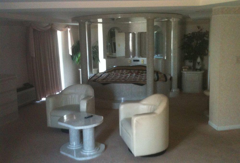 Chateau Royale Hotel Lake Geneva