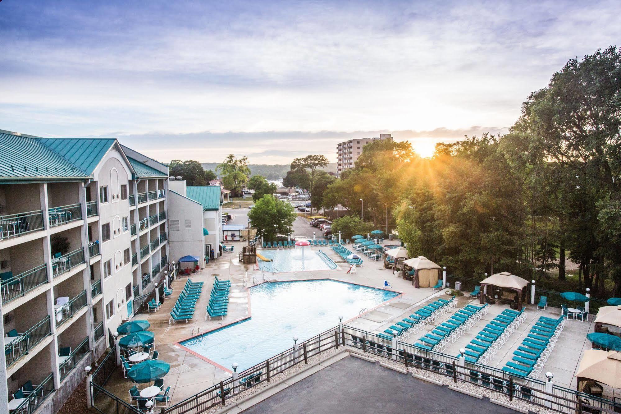 Resort The Cove Of Geneva