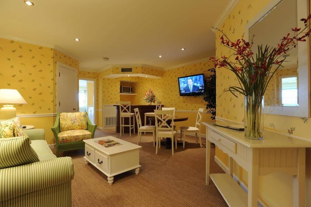 The Geneva Hotel